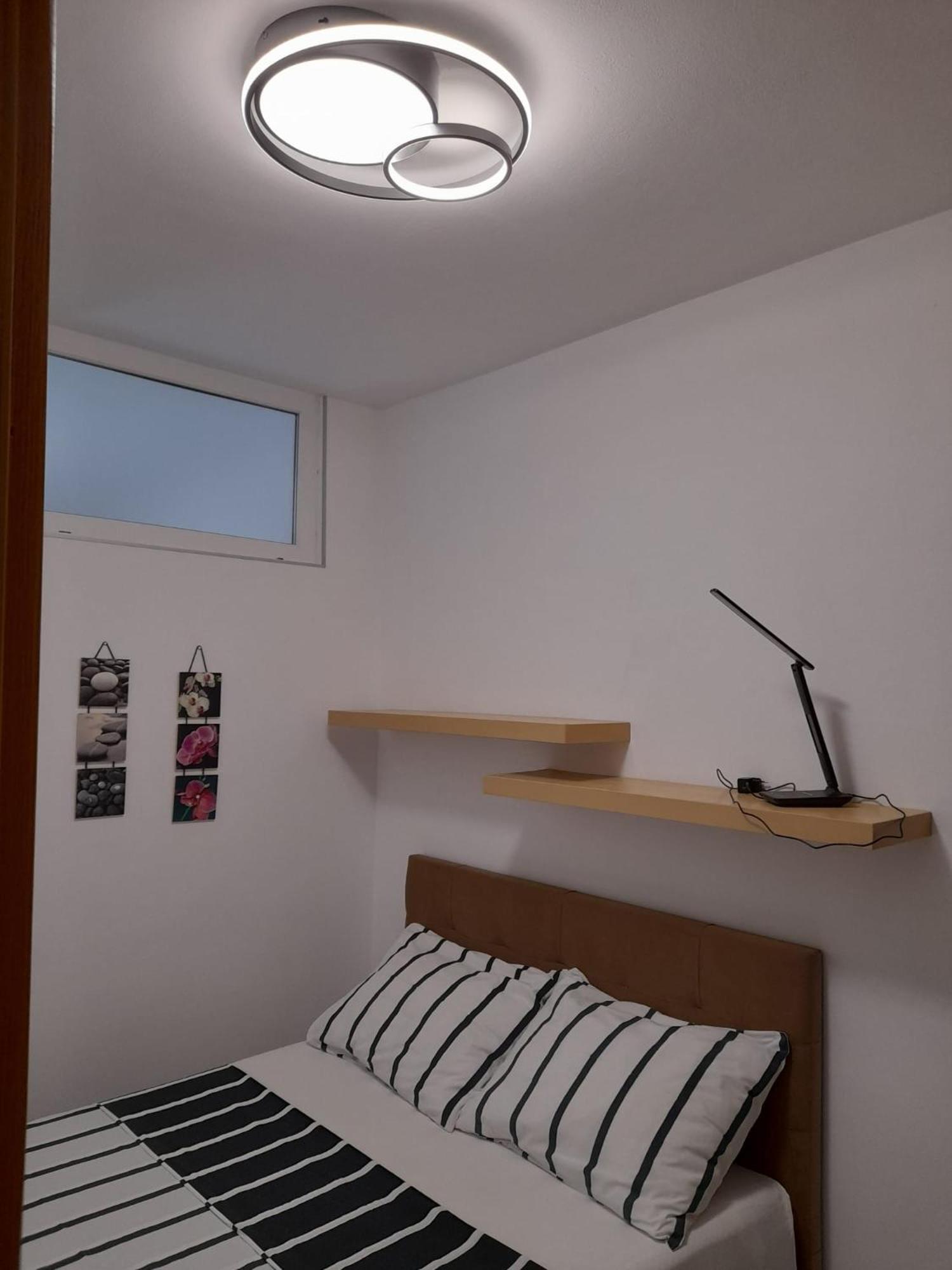 Apartments Malou Baška Voda Habitación foto