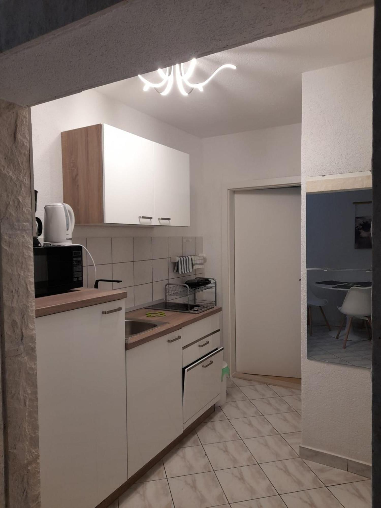 Apartments Malou Baška Voda Habitación foto