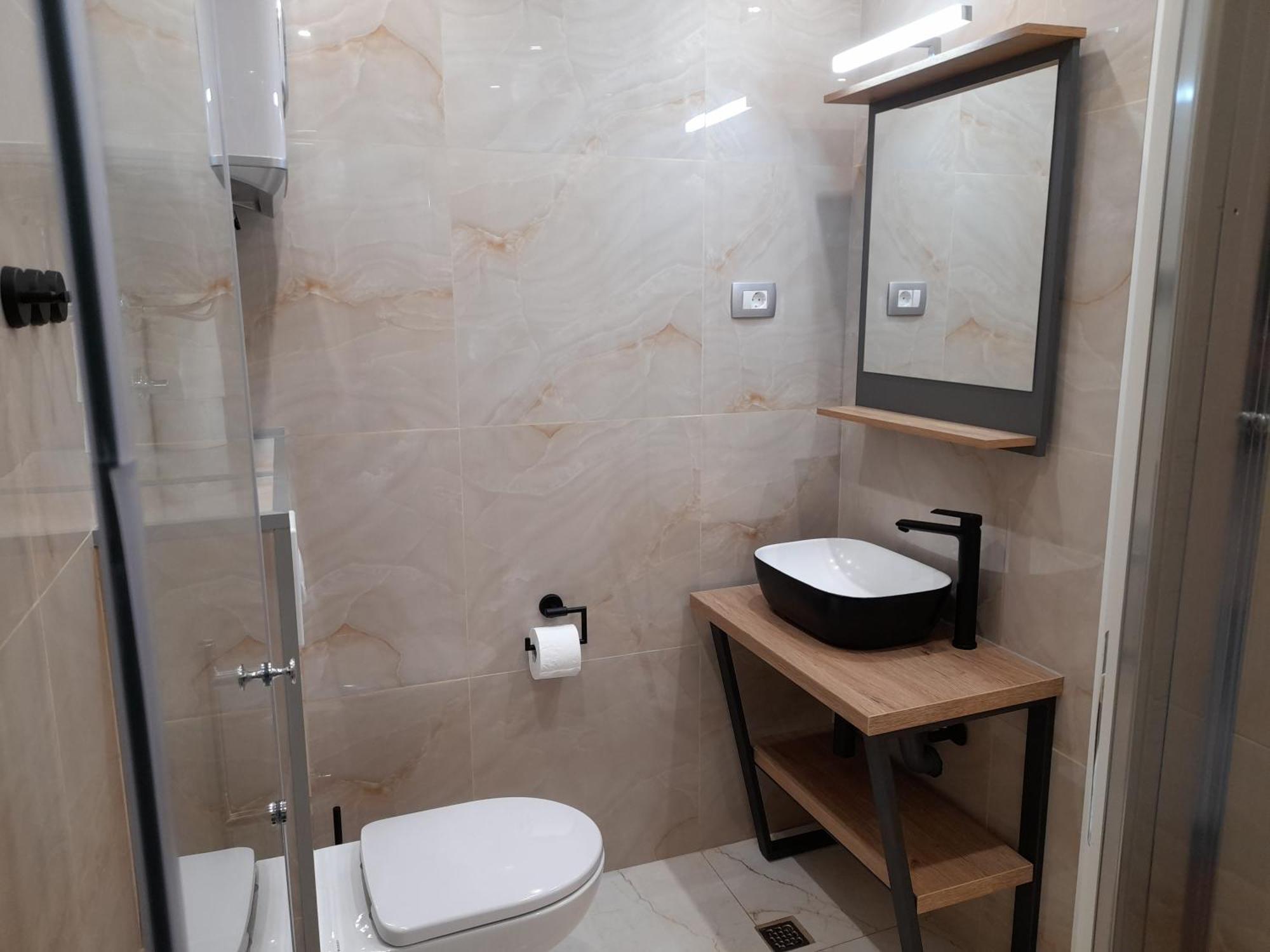 Apartments Malou Baška Voda Habitación foto